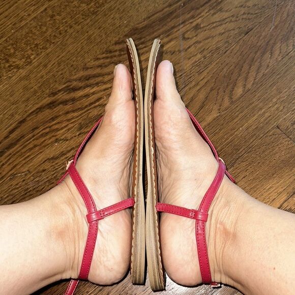 Bass maroon/deep red thong flat sandals - Picture 3 of 5